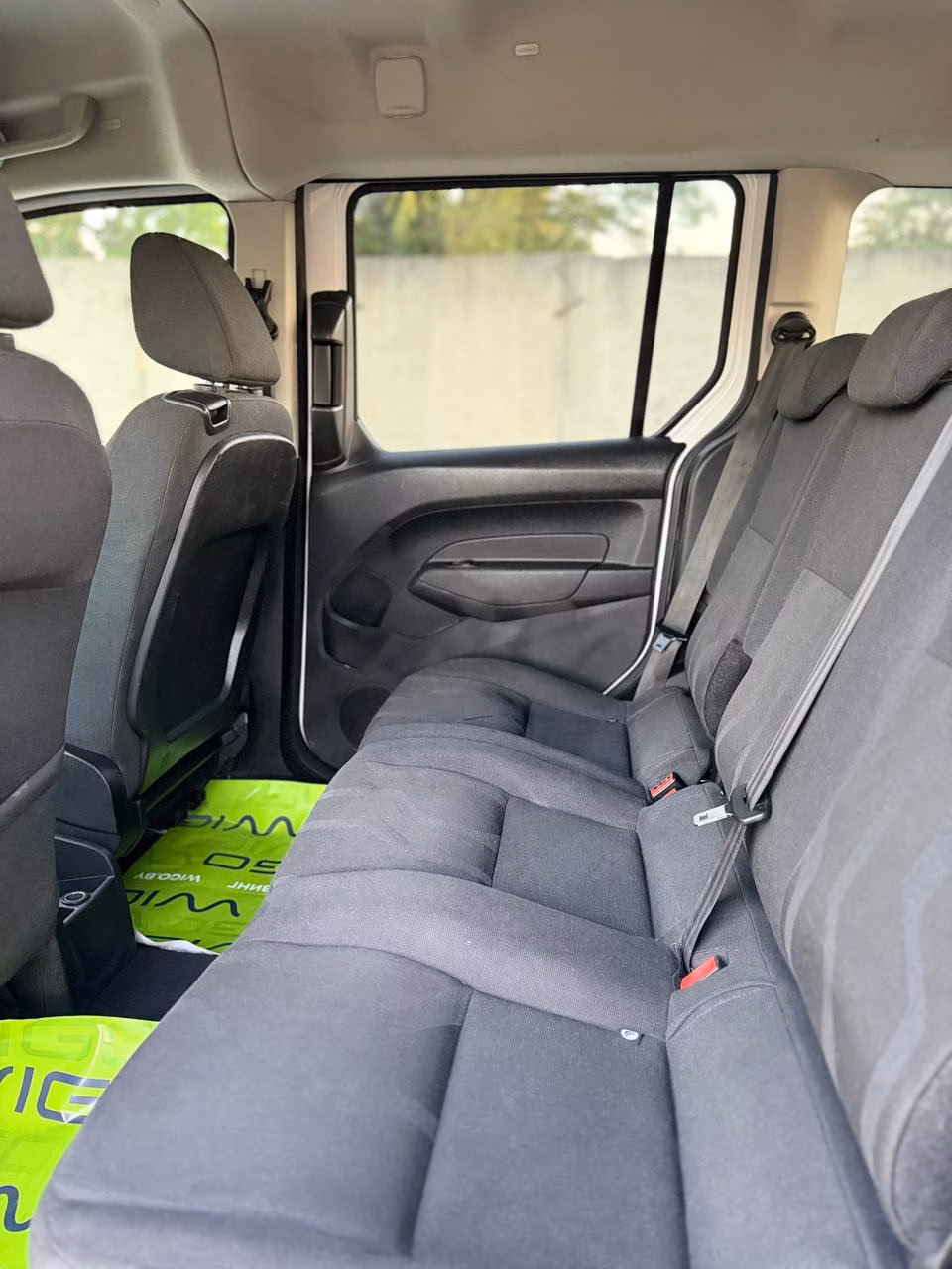 Ford Tourneo Connect фото 13