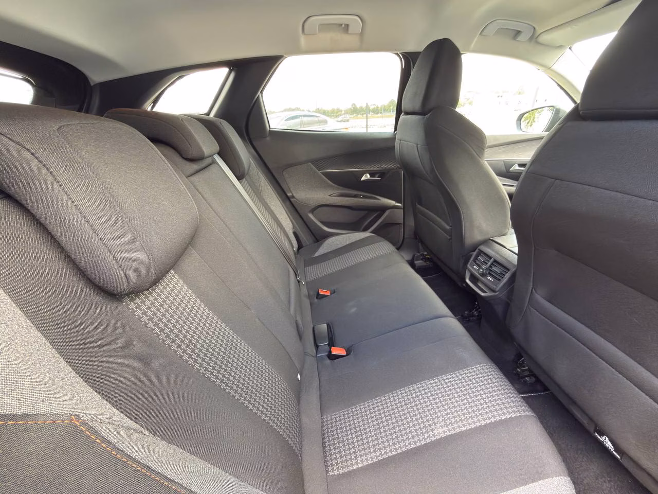 Peugeot 3008 фото 11