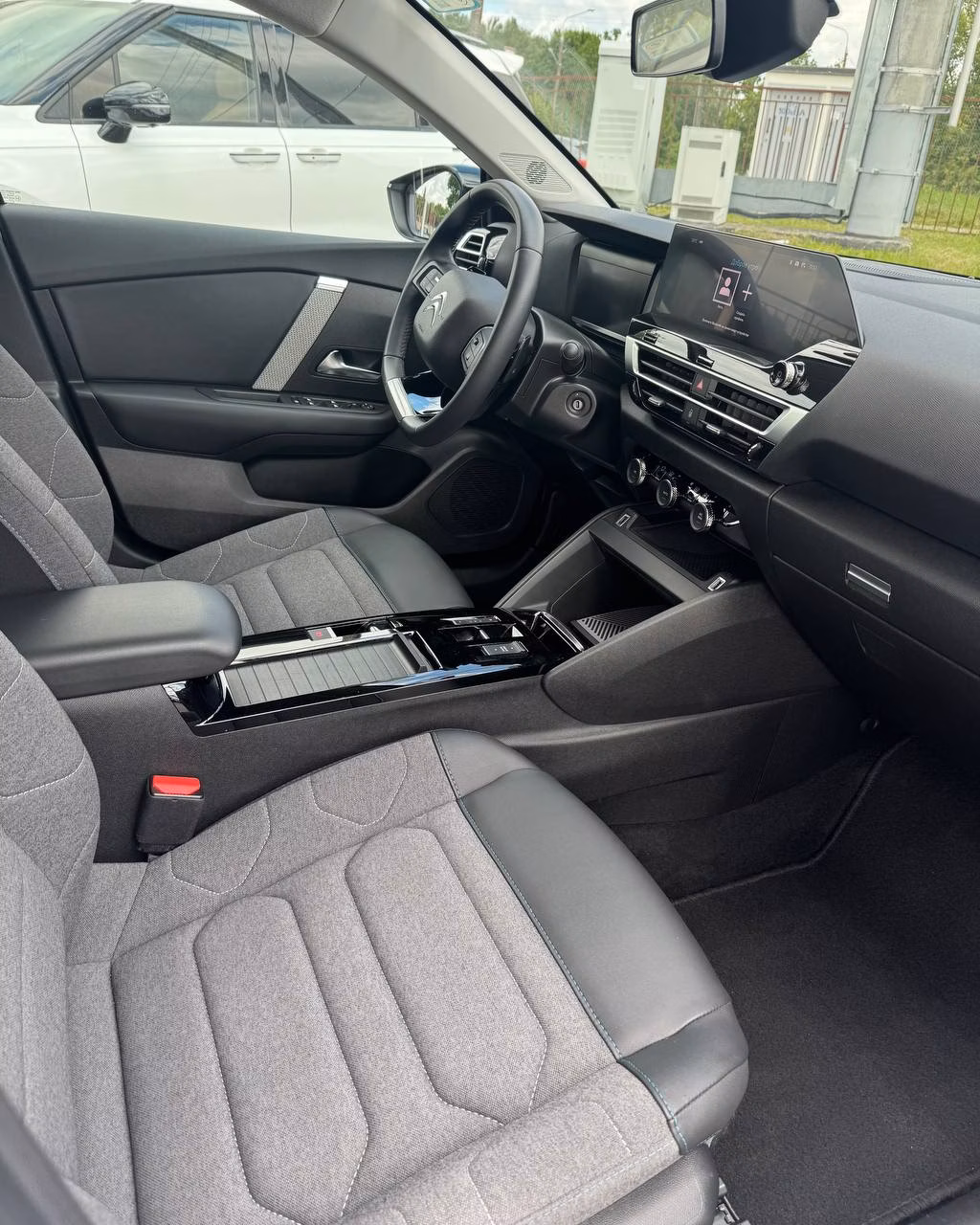 Citroen C4 фото 13
