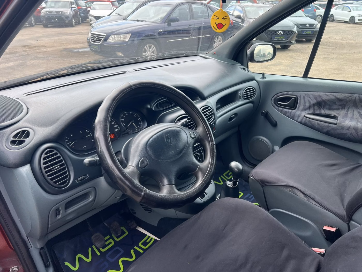 Renault Scenic фото 9