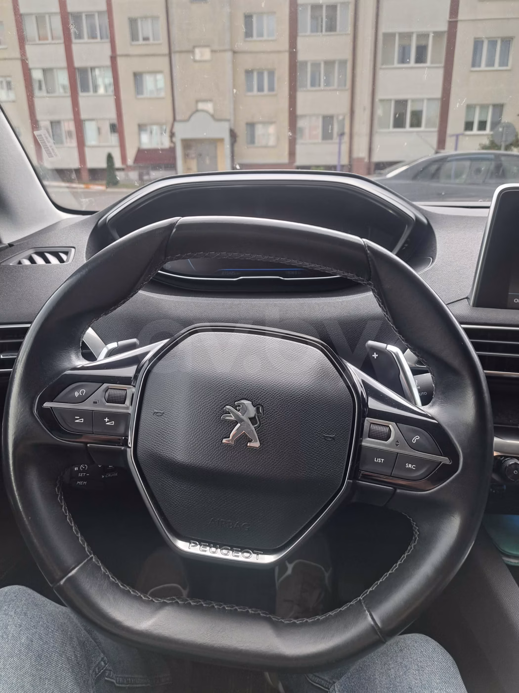 Peugeot 3008 фото 15