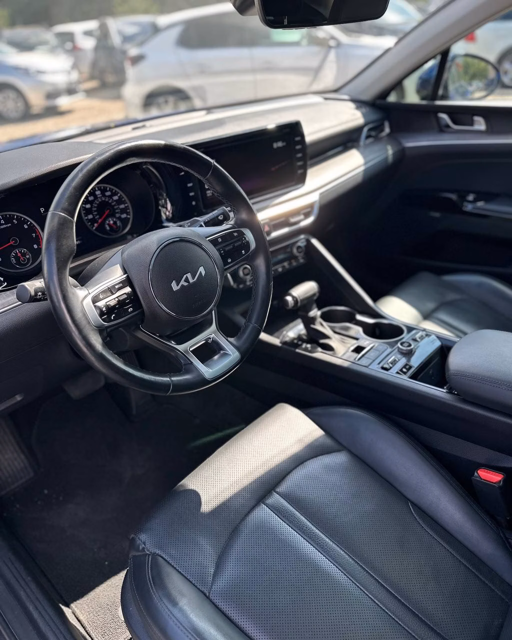 Kia K5 фото 7