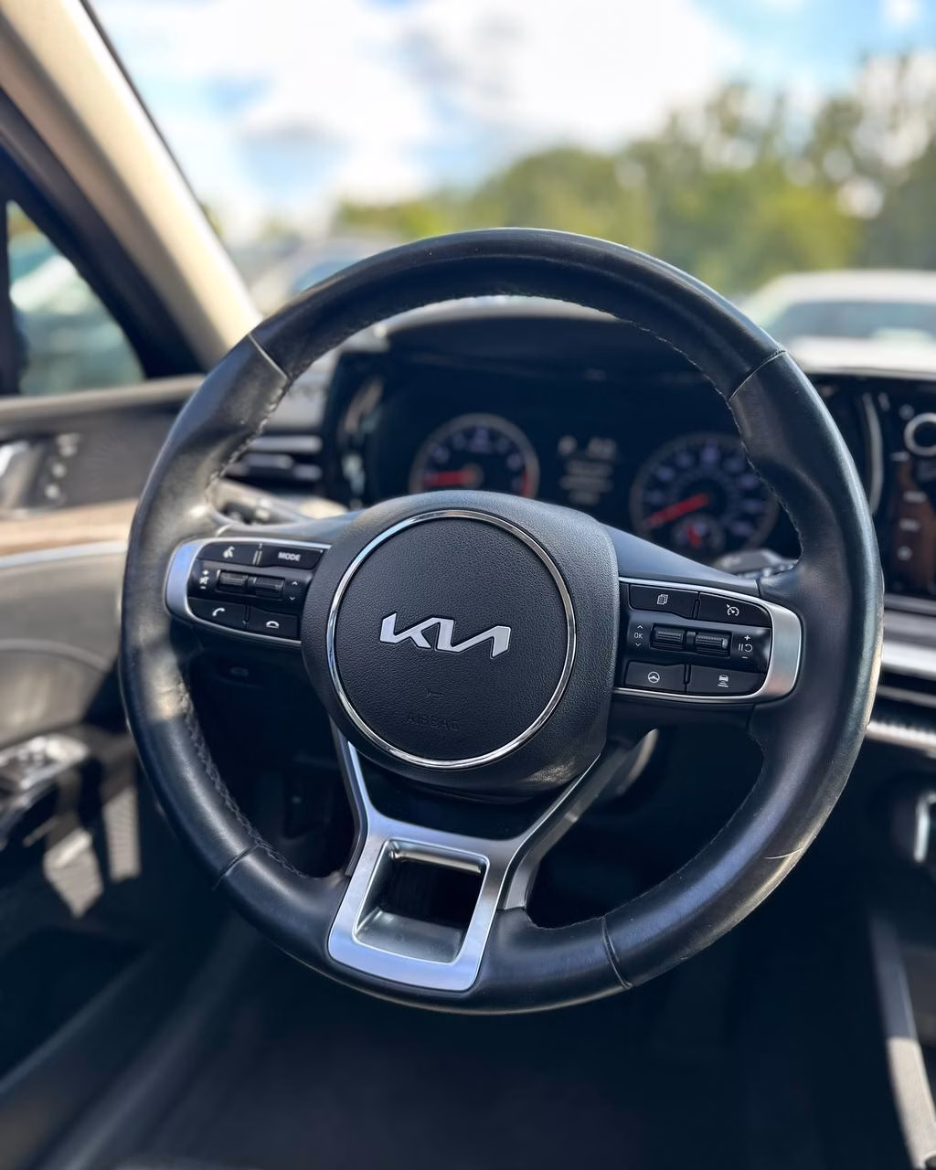 Kia K5 фото 13