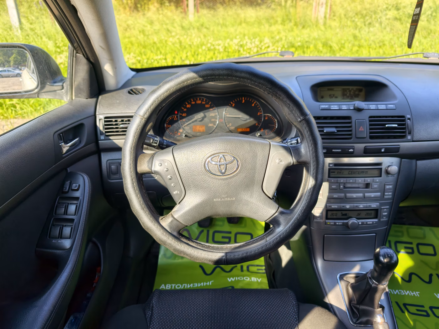 Toyota Avensis фото 15