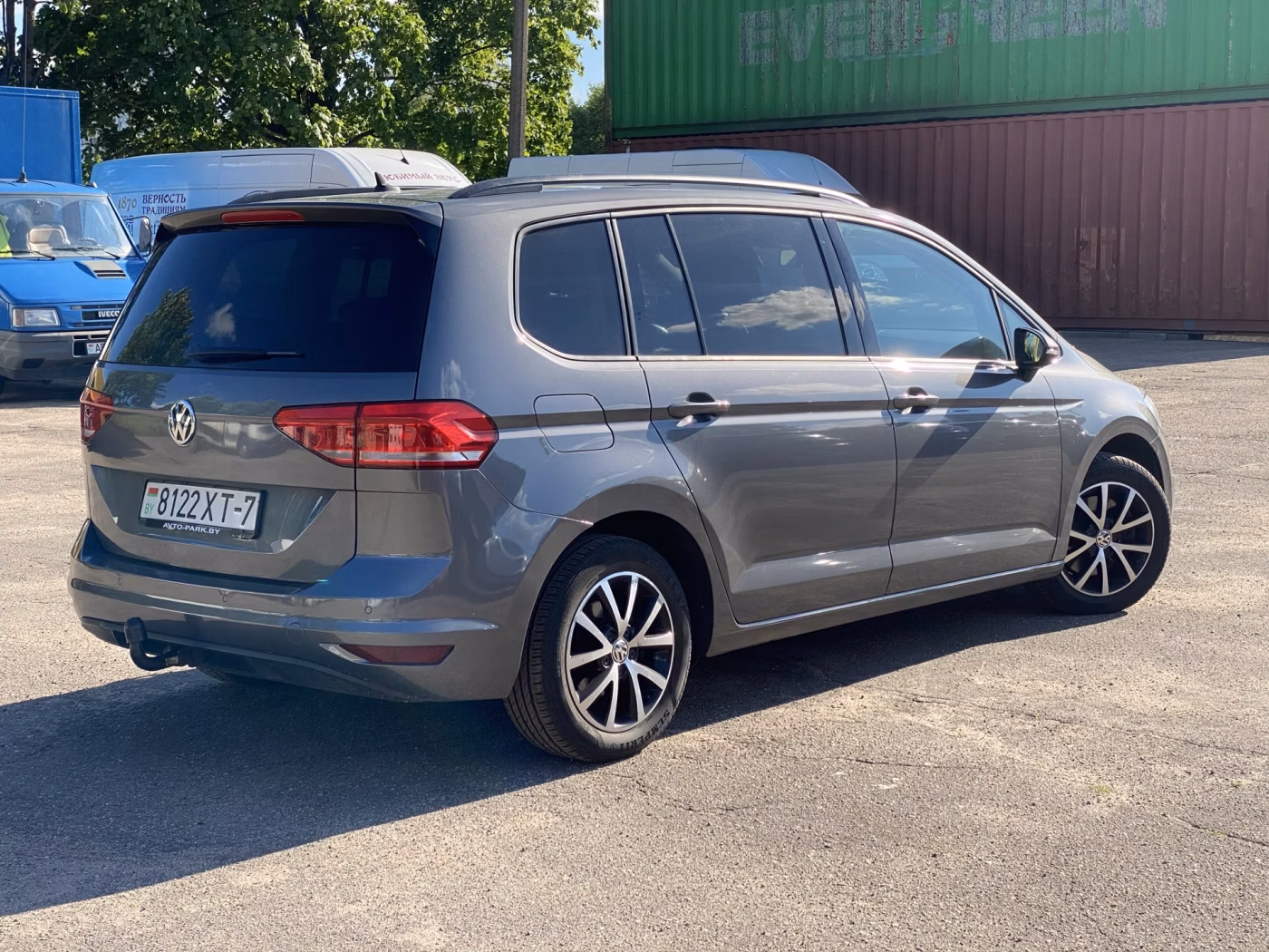 Volkswagen Touran фото 4