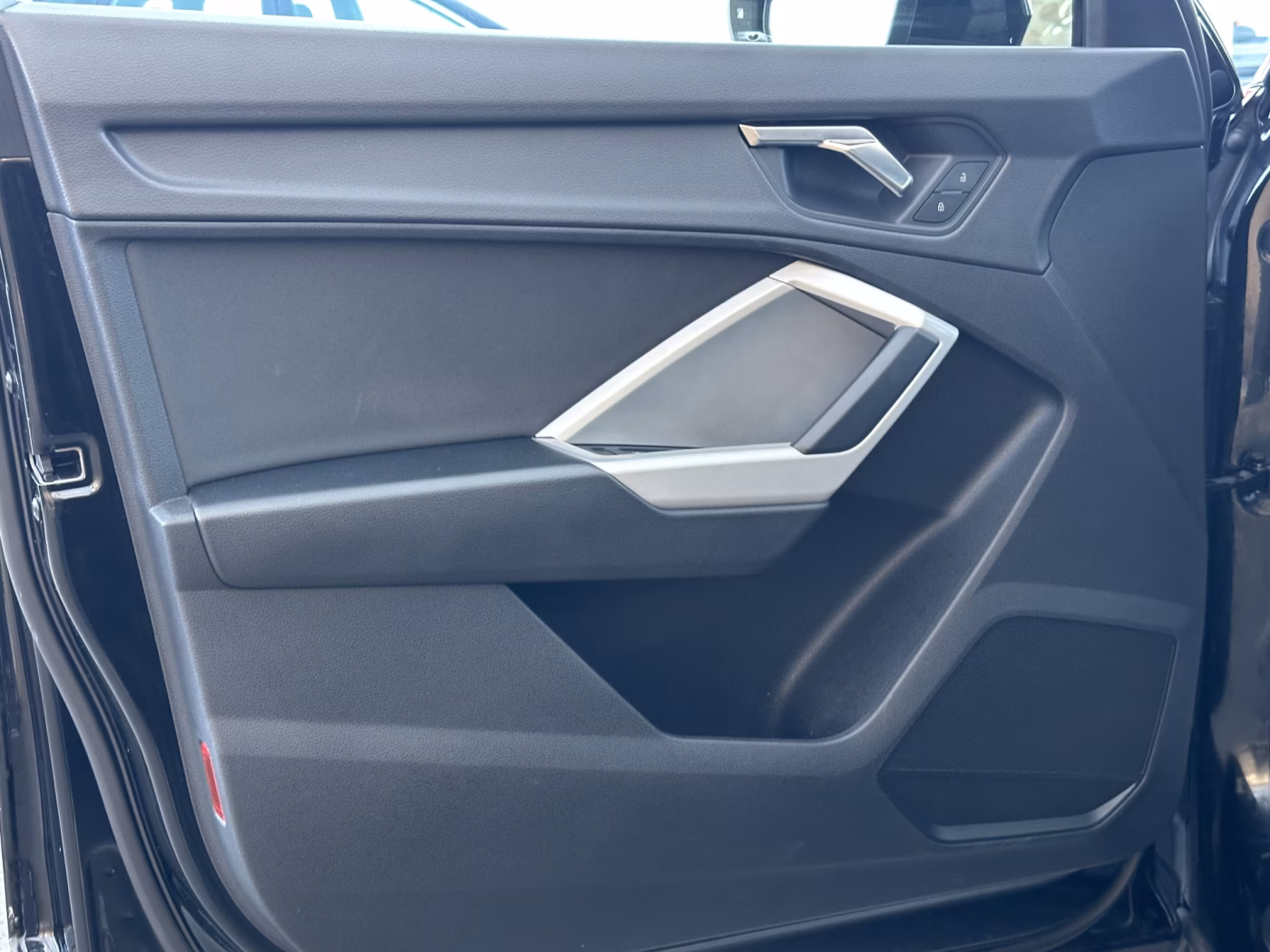 Audi Q3 фото 7