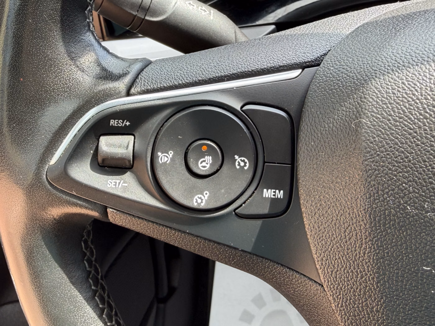Opel Mokka фото 16