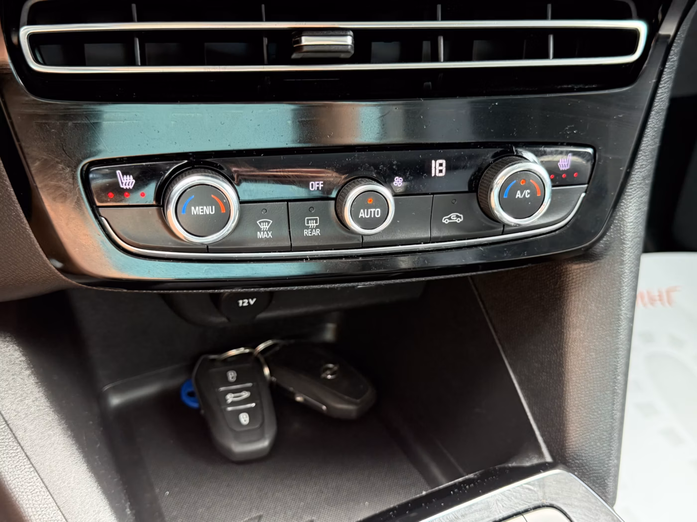 Opel Mokka фото 18