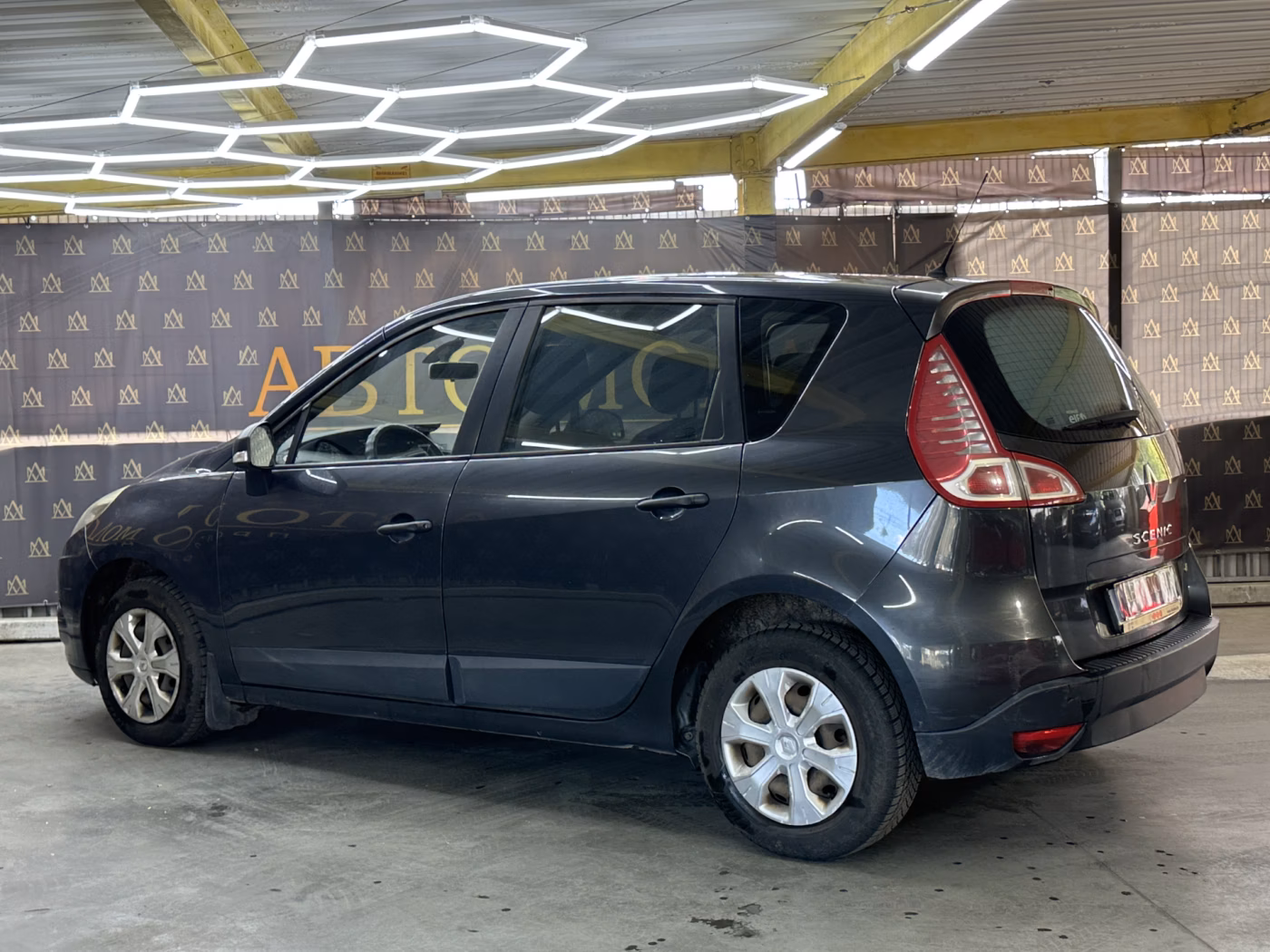 Renault Scenic фото 7