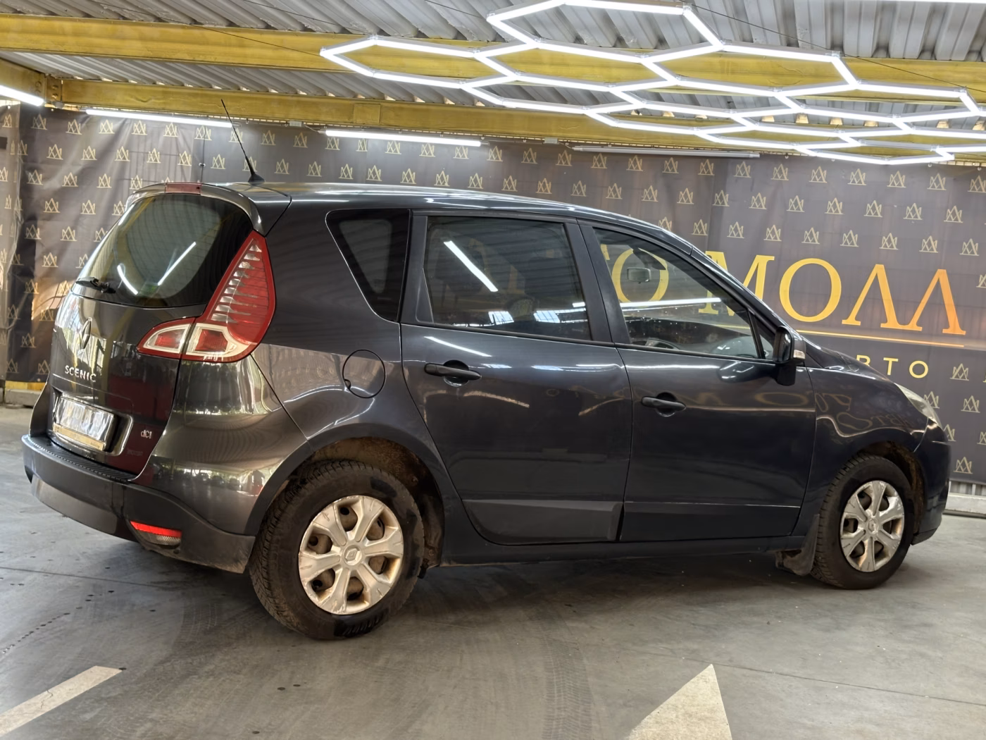 Renault Scenic фото 9