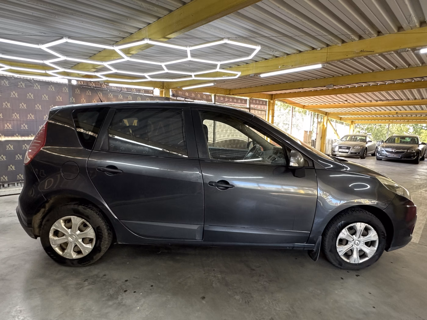 Renault Scenic фото 6