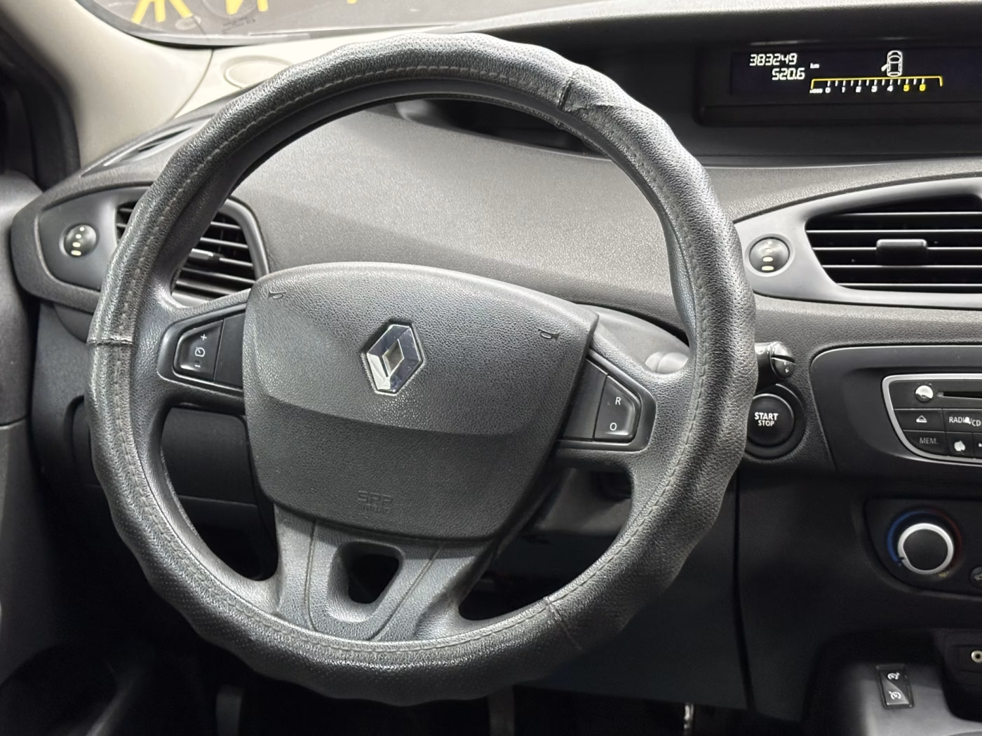 Renault Scenic фото 12