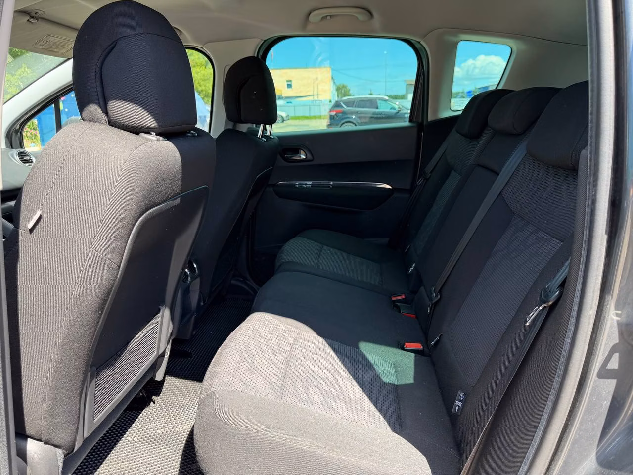 Peugeot 3008 фото 21