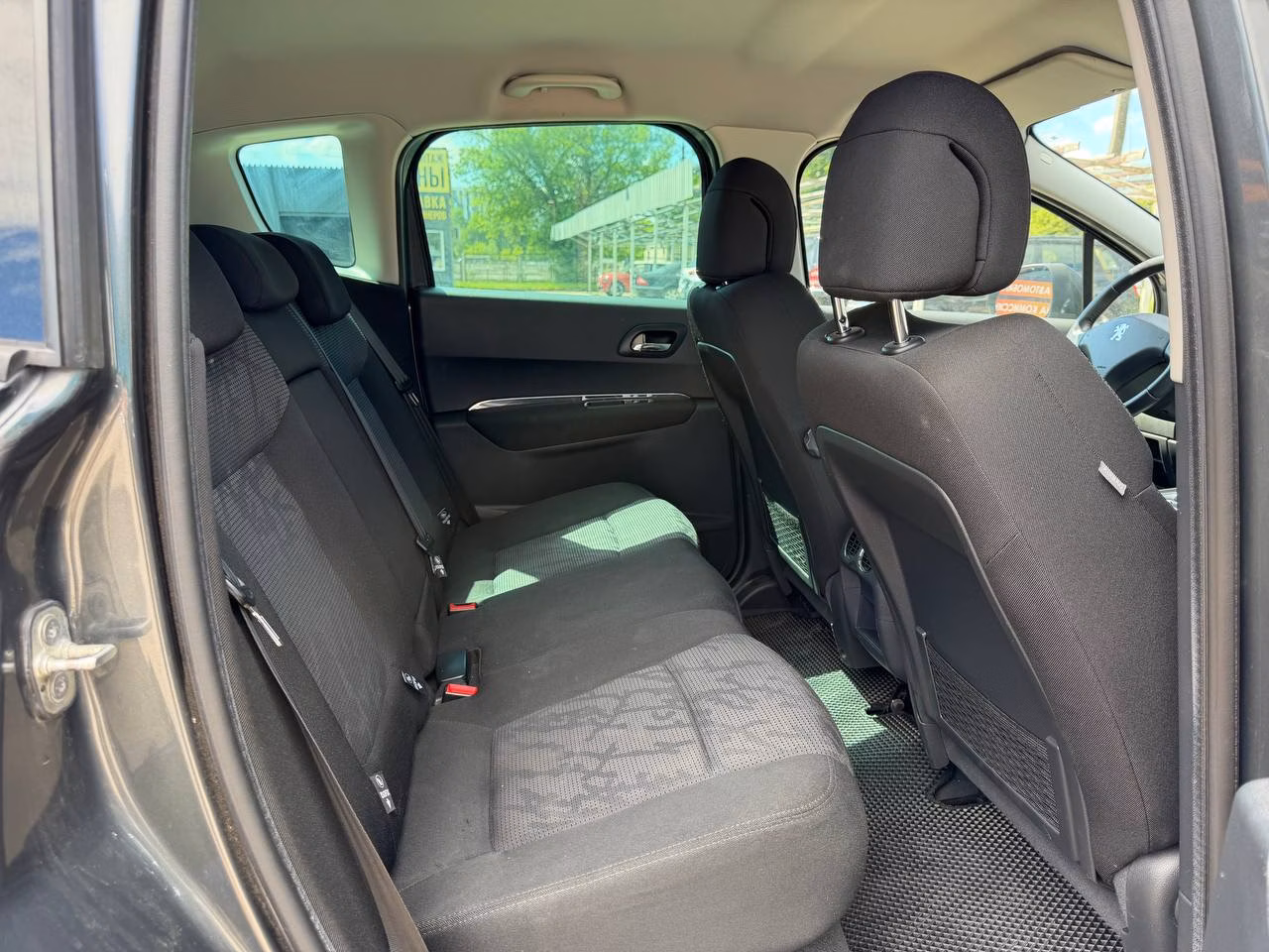 Peugeot 3008 фото 17