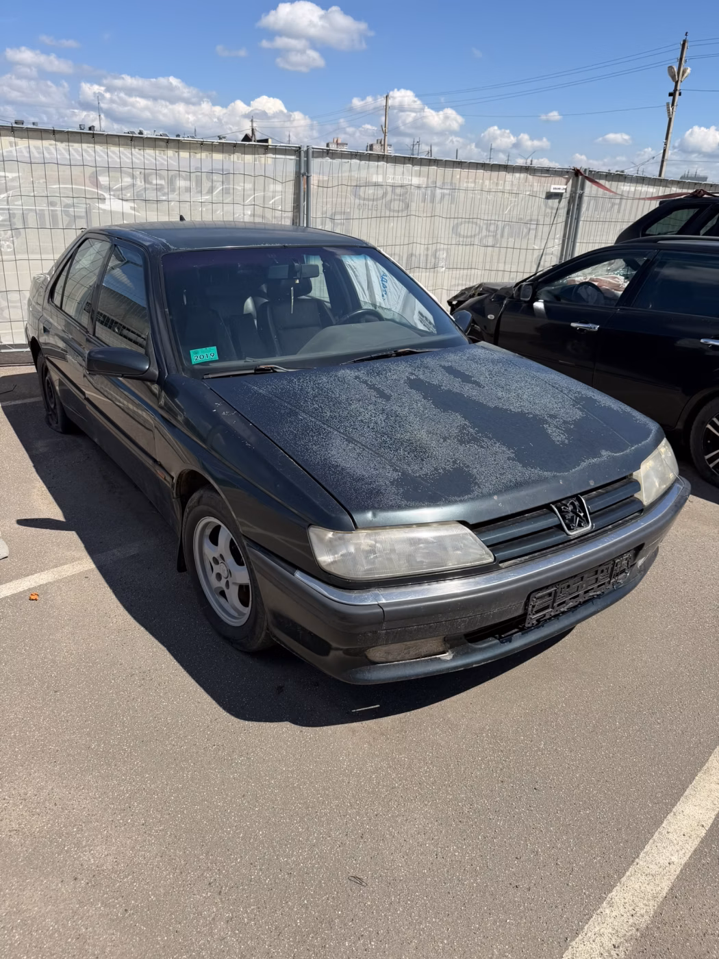 Peugeot 605