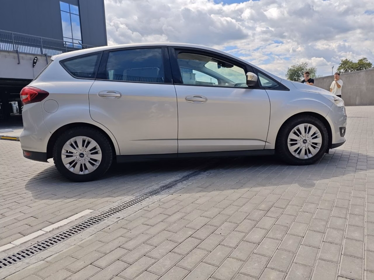 Ford C-MAX фото 7