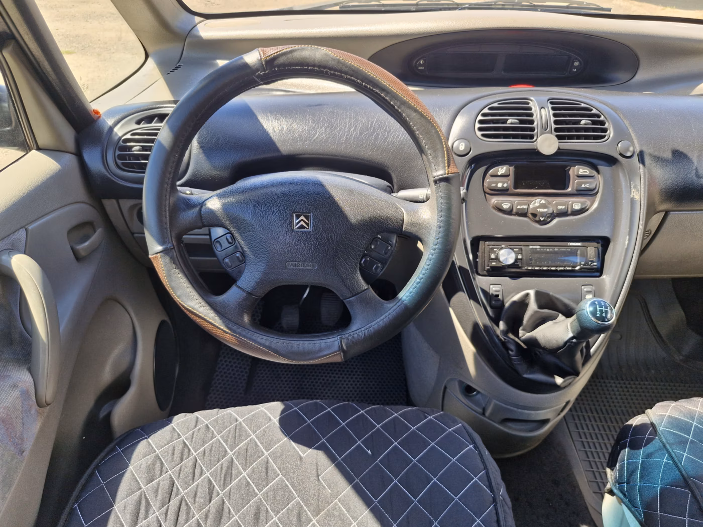 Citroen Xsara Picasso фото 19