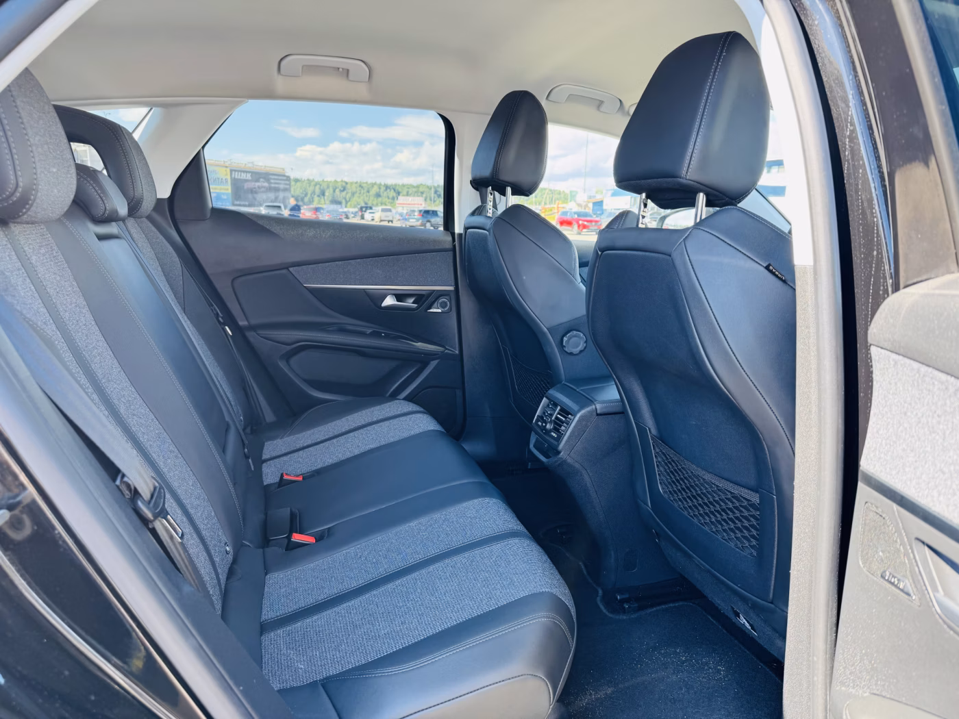 Peugeot 3008 фото 8