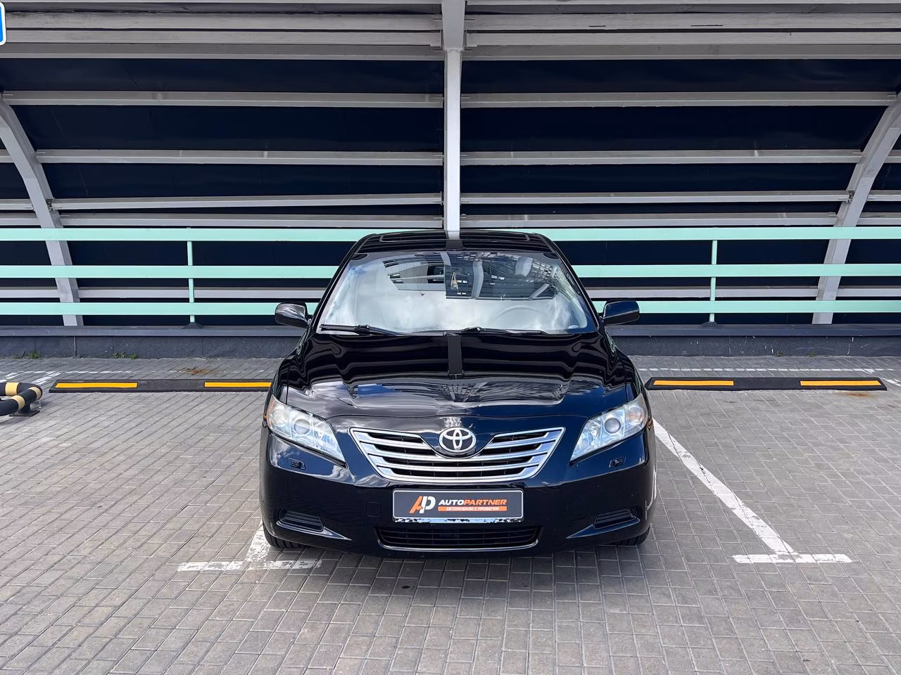 Toyota Camry фото 2