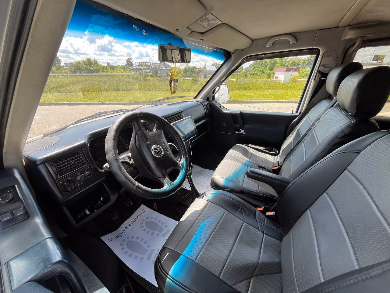 Volkswagen Caravelle фото 9