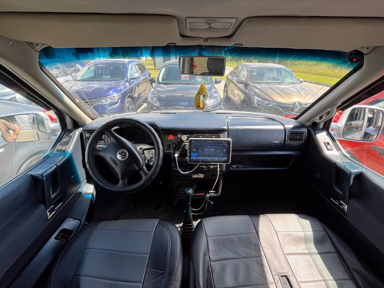 Volkswagen Caravelle фото 13