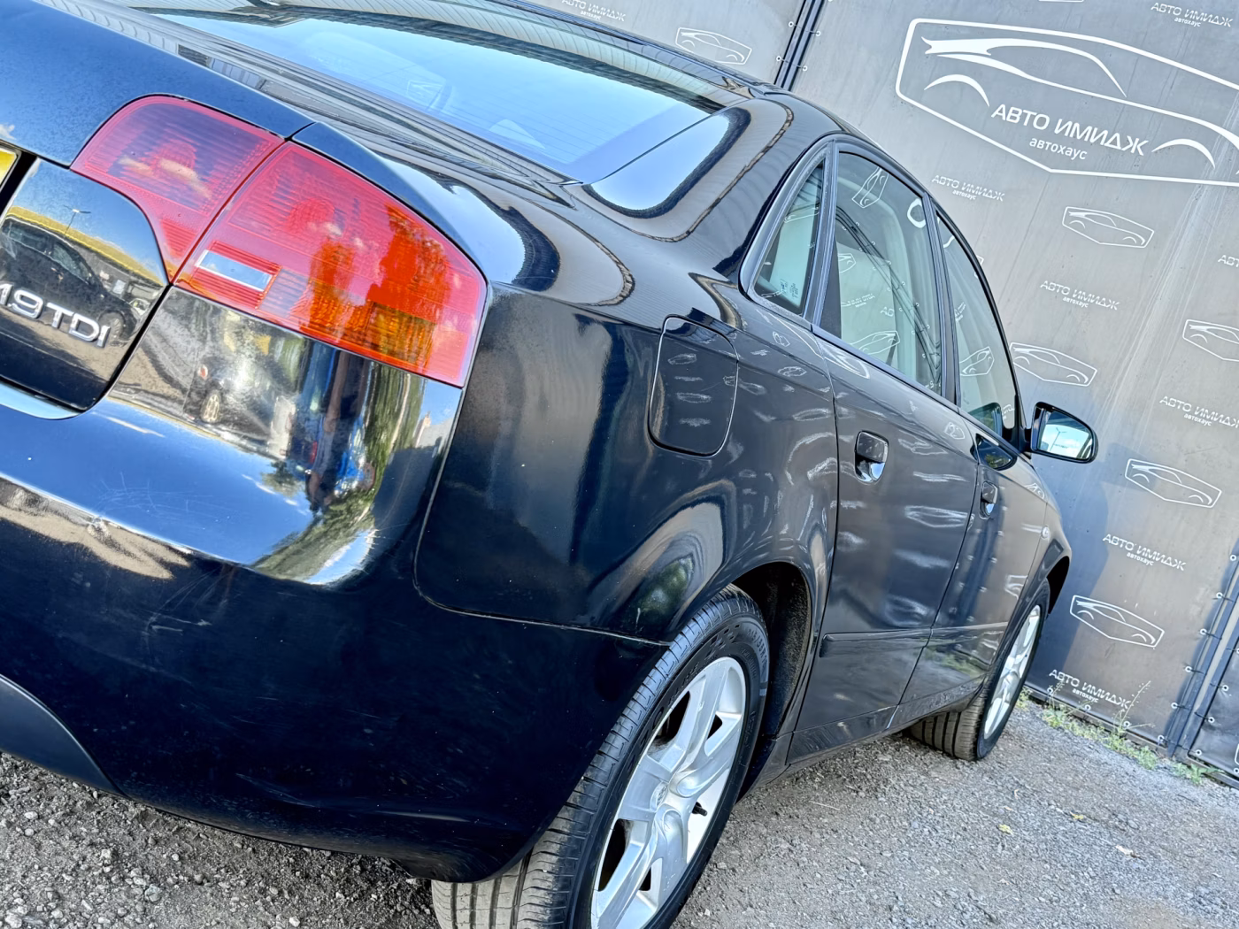 Audi A4 фото 11