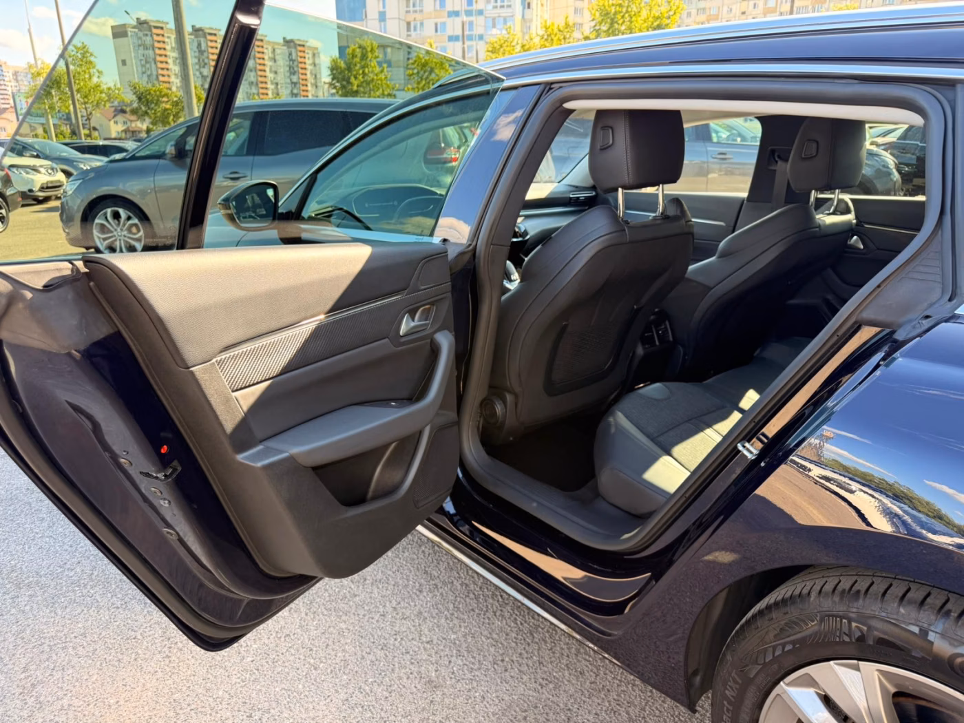 Peugeot 508 фото 13