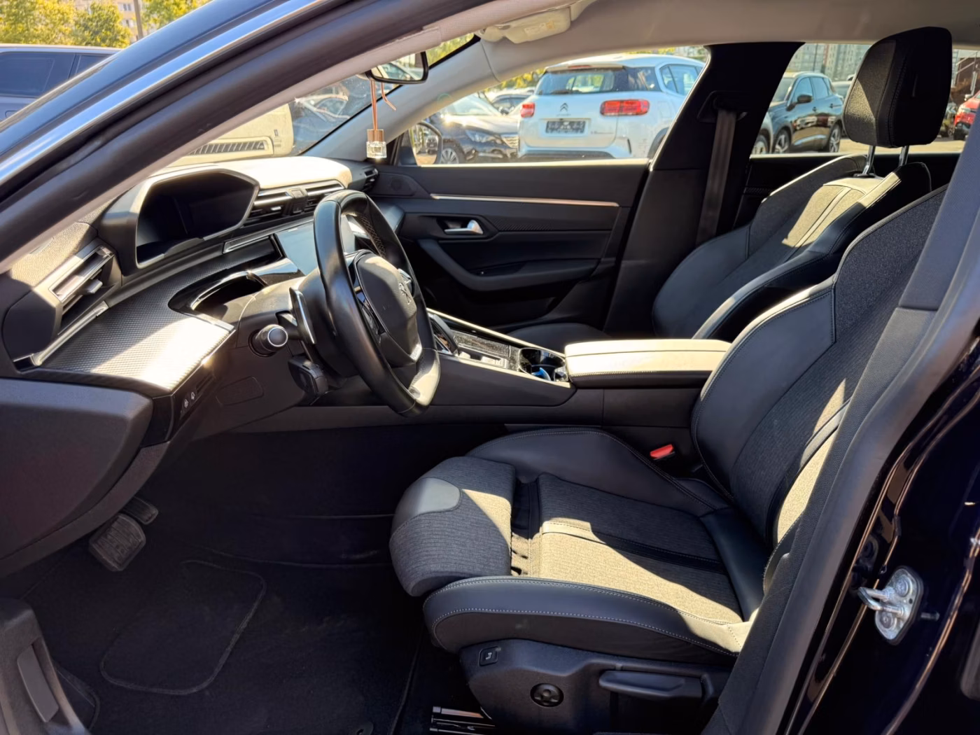 Peugeot 508 фото 11