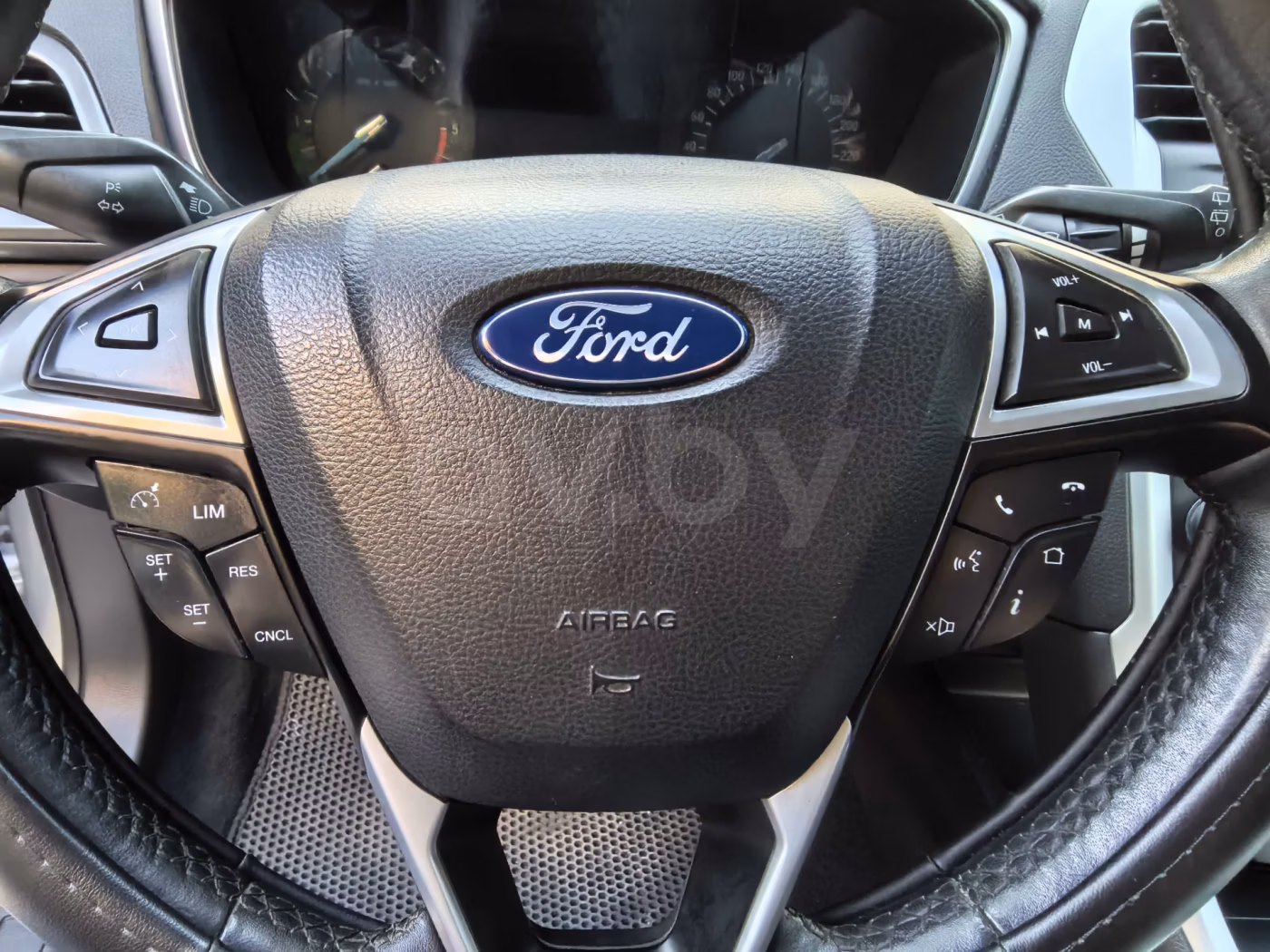 Ford Mondeo фото 17