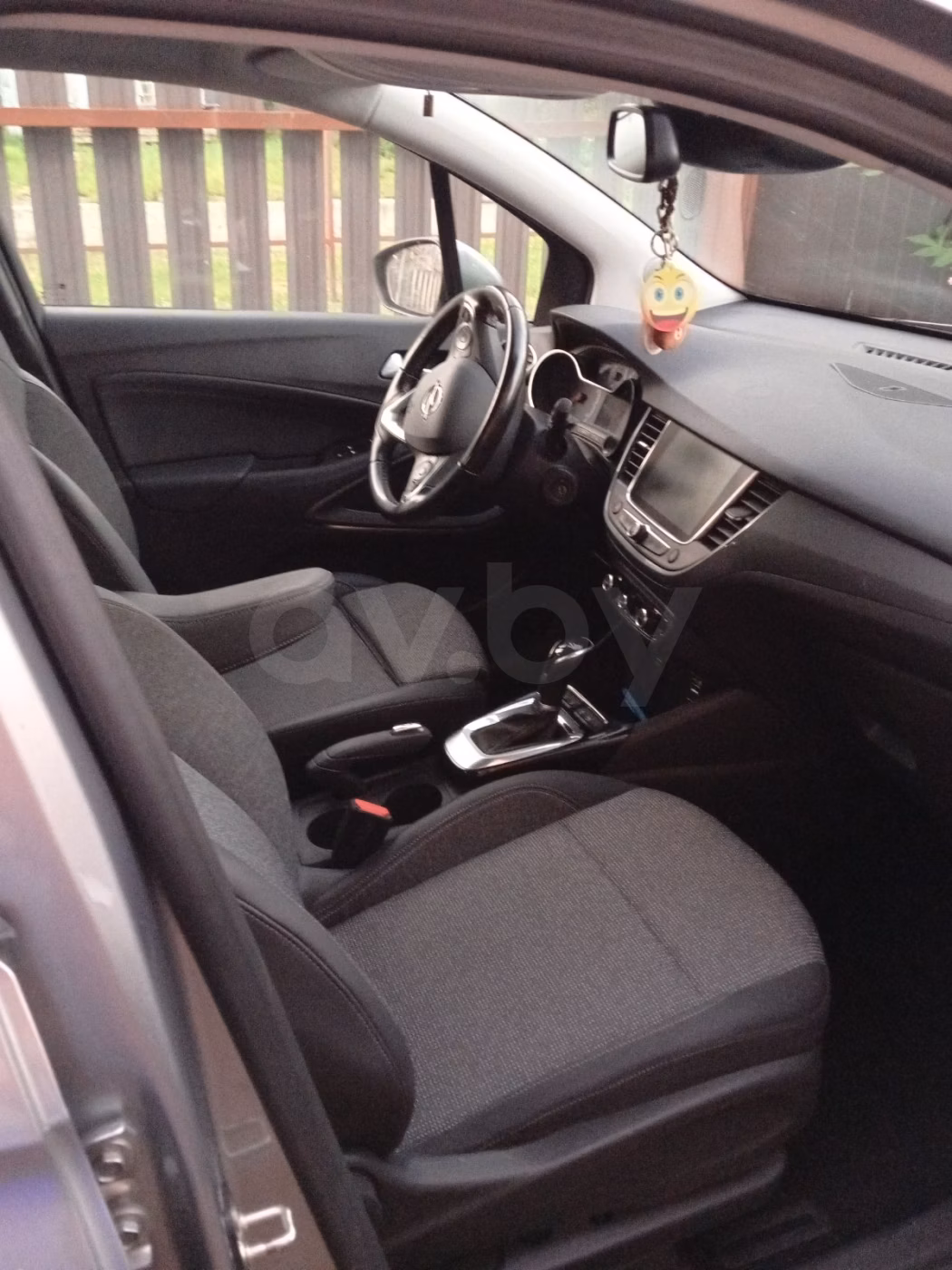 Opel Crossland X фото 10