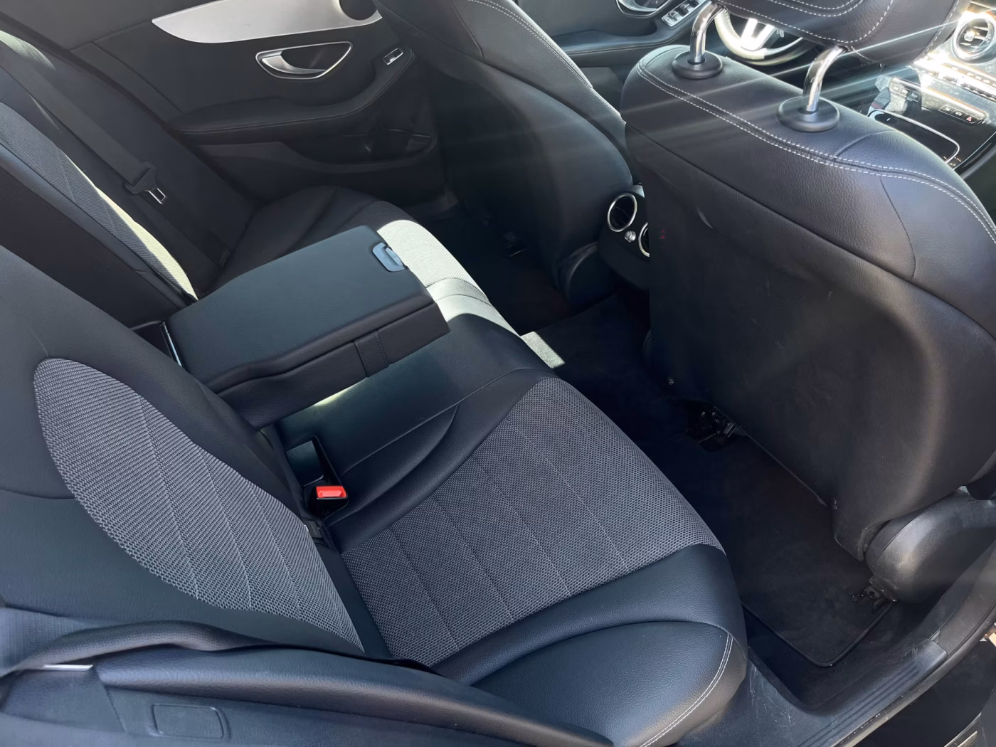 Mercedes-Benz C-Класс фото 9