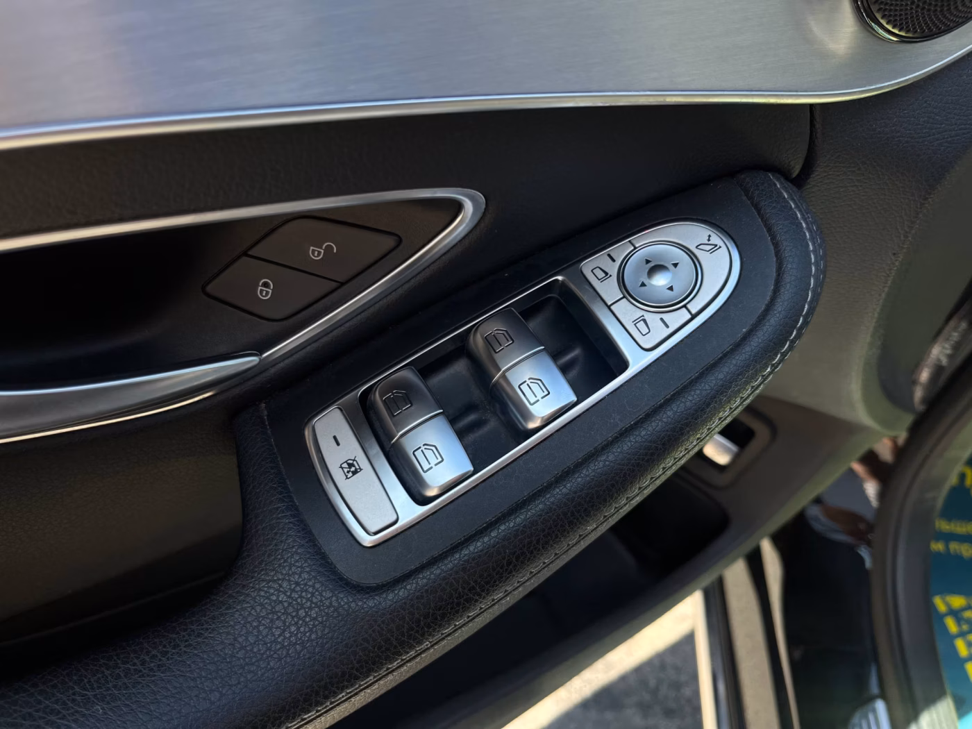 Mercedes-Benz C-Класс фото 7
