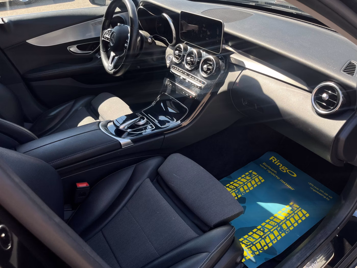 Mercedes-Benz C-Класс фото 18