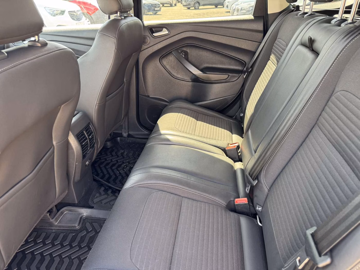 Ford Kuga фото 9