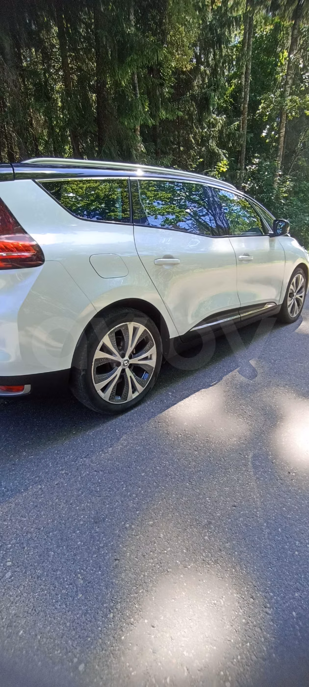 Renault Grand Scenic фото 4