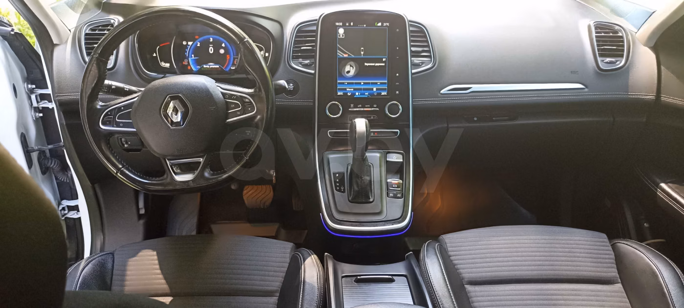 Renault Grand Scenic фото 8