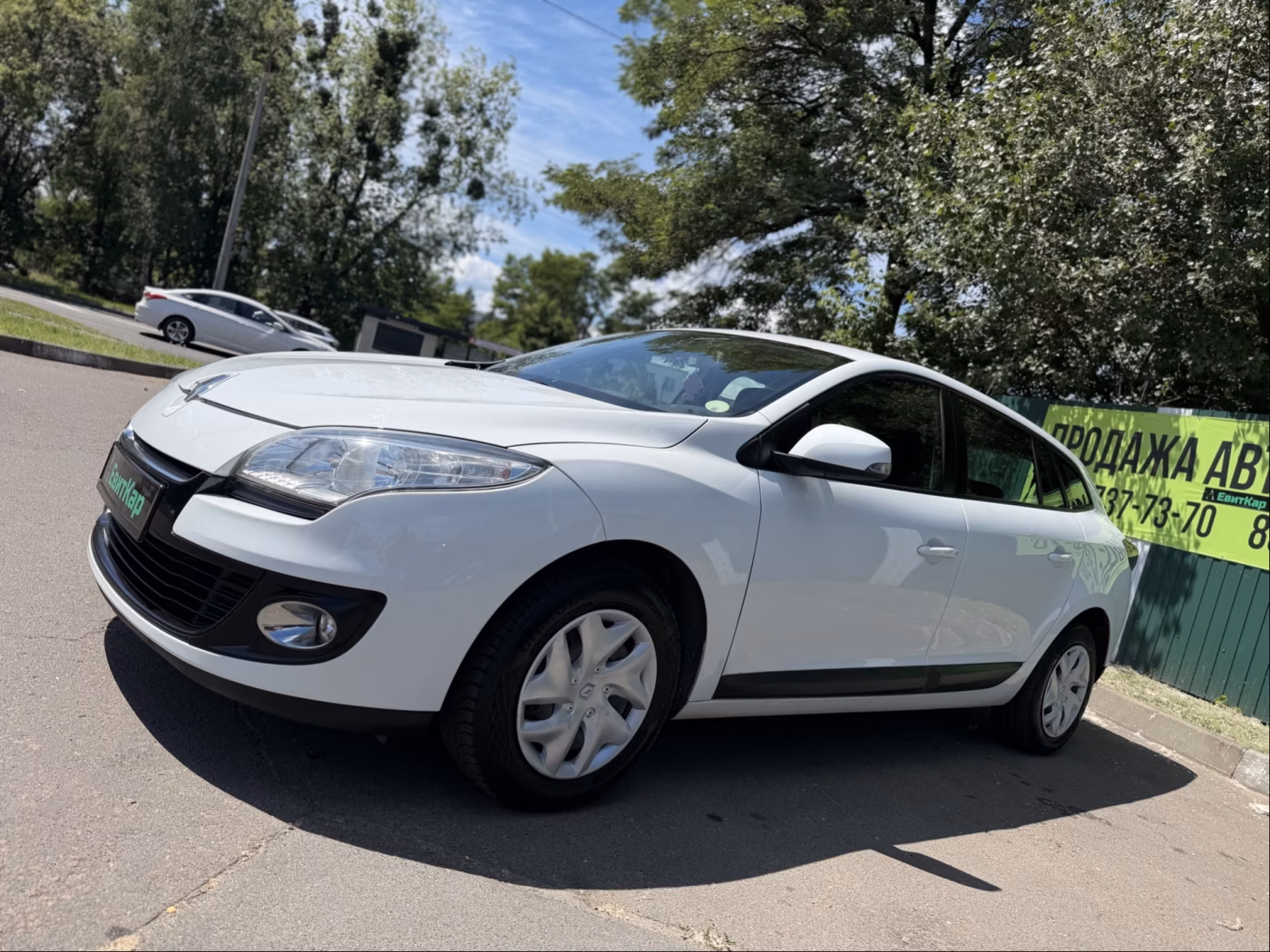 Renault Megane фото 2