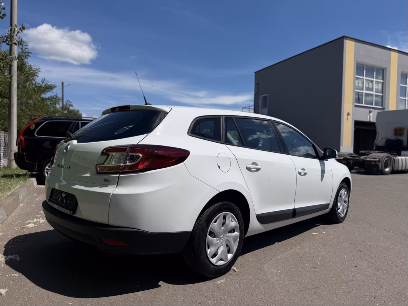 Renault Megane фото 7