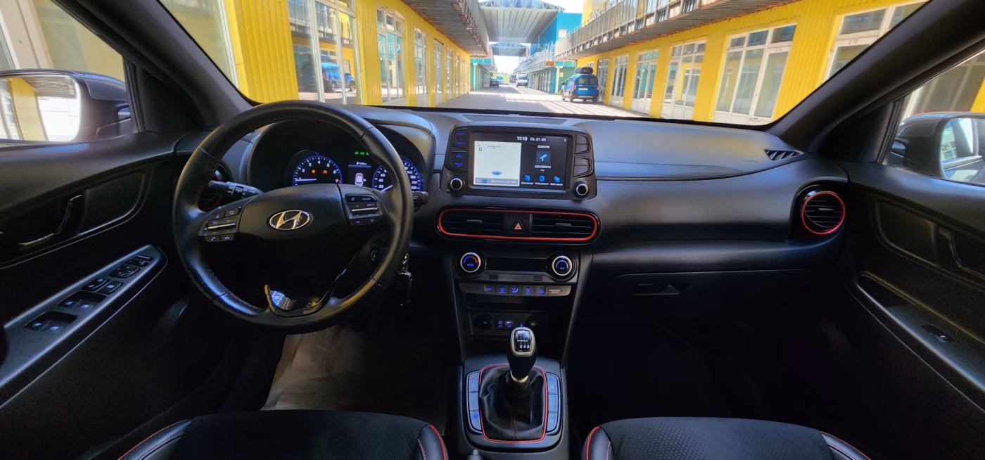 Hyundai Kona фото 9
