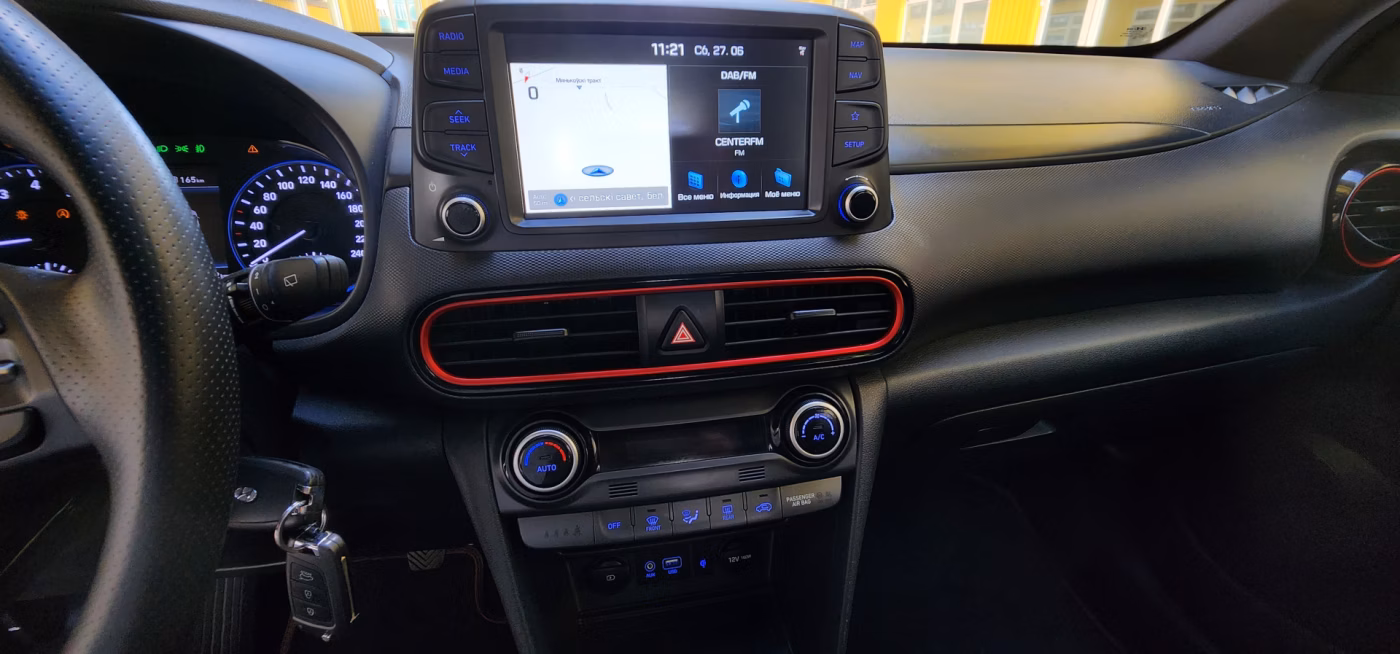 Hyundai Kona фото 17