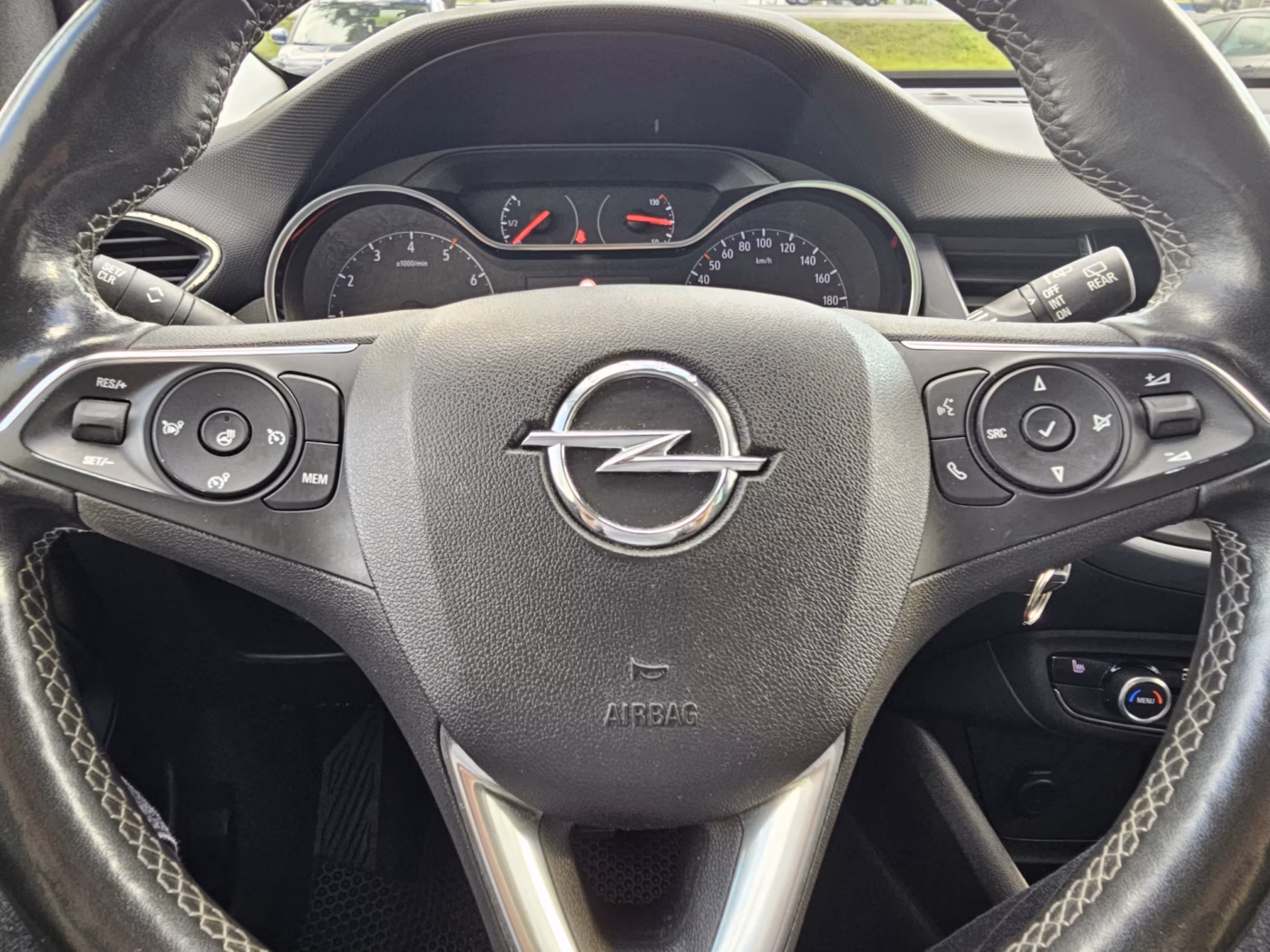 Opel Crossland X фото 24