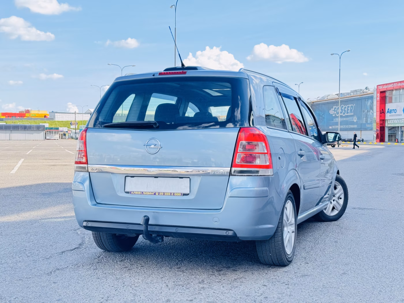 Opel Zafira фото 2