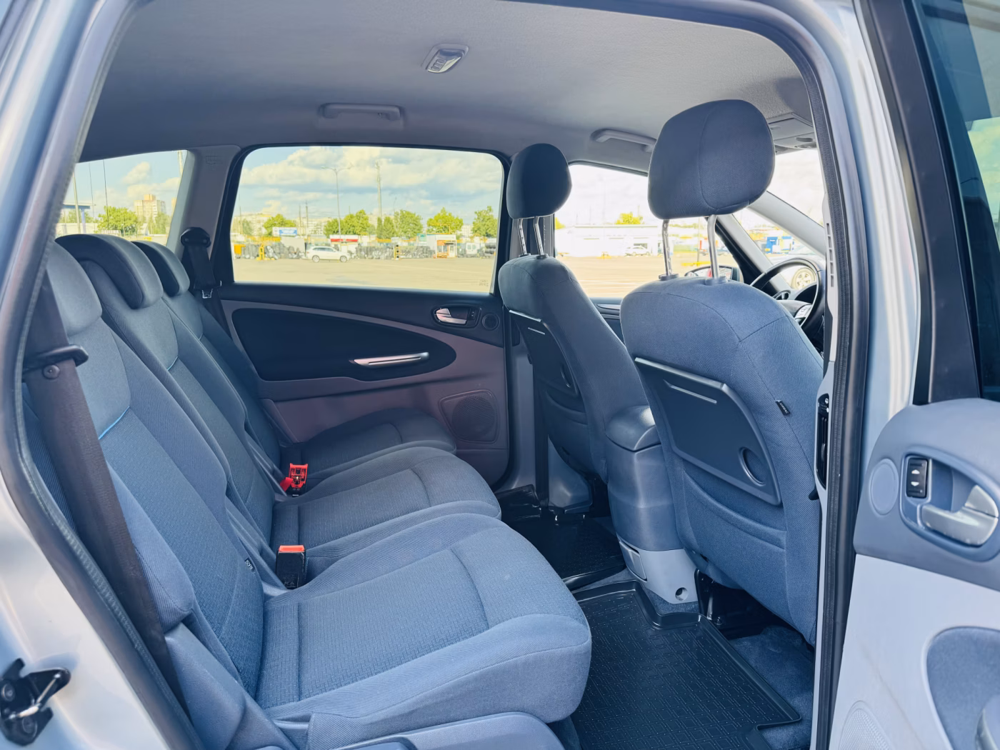 Ford S-MAX фото 7
