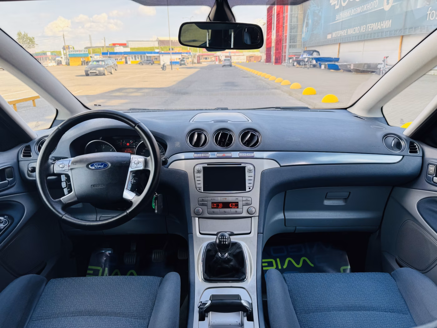 Ford S-MAX фото 8