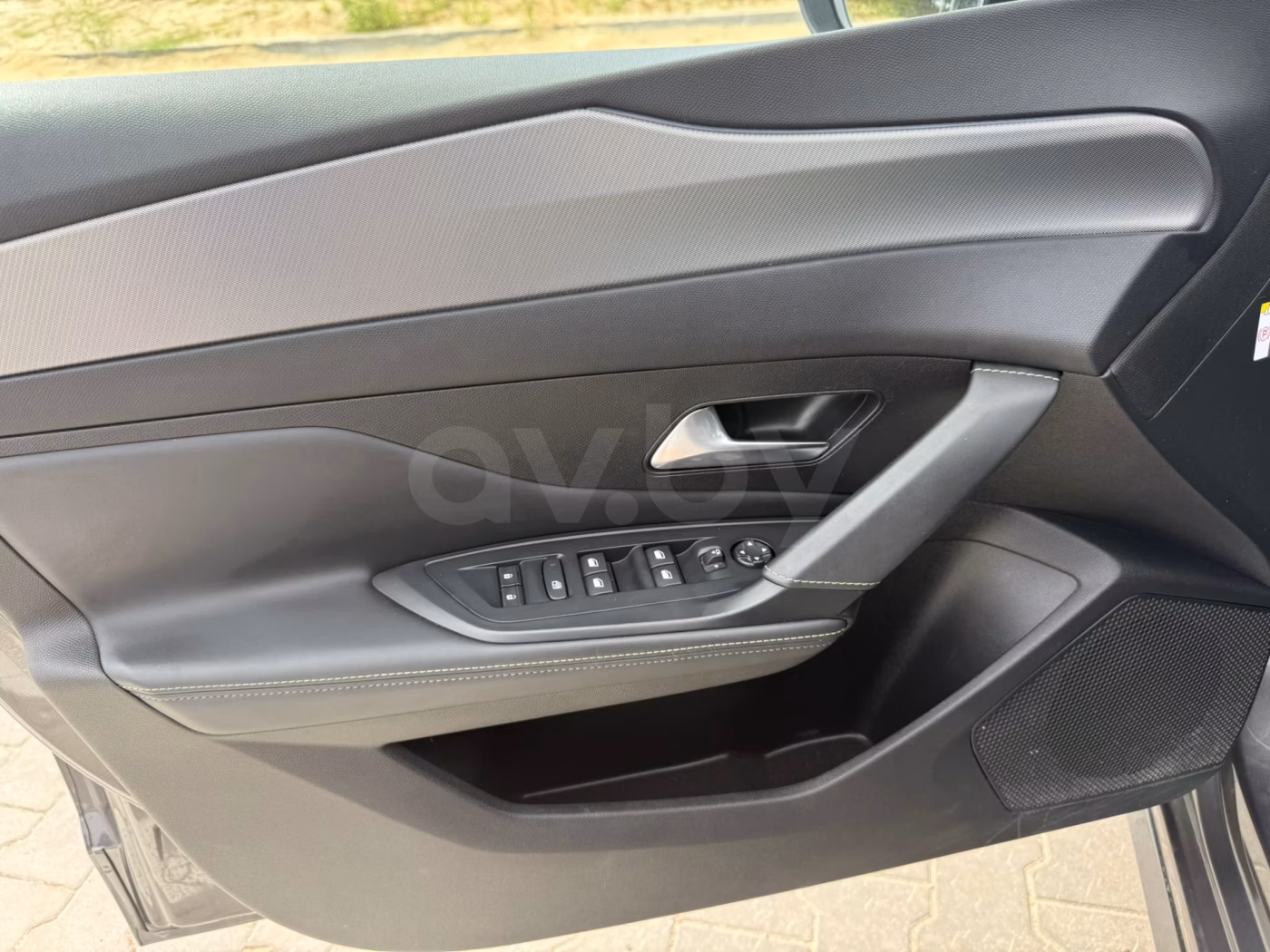 Peugeot 308 фото 8