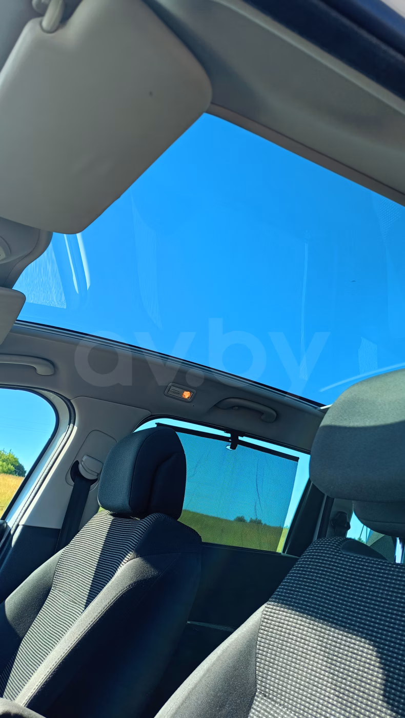 Peugeot 5008 фото 9