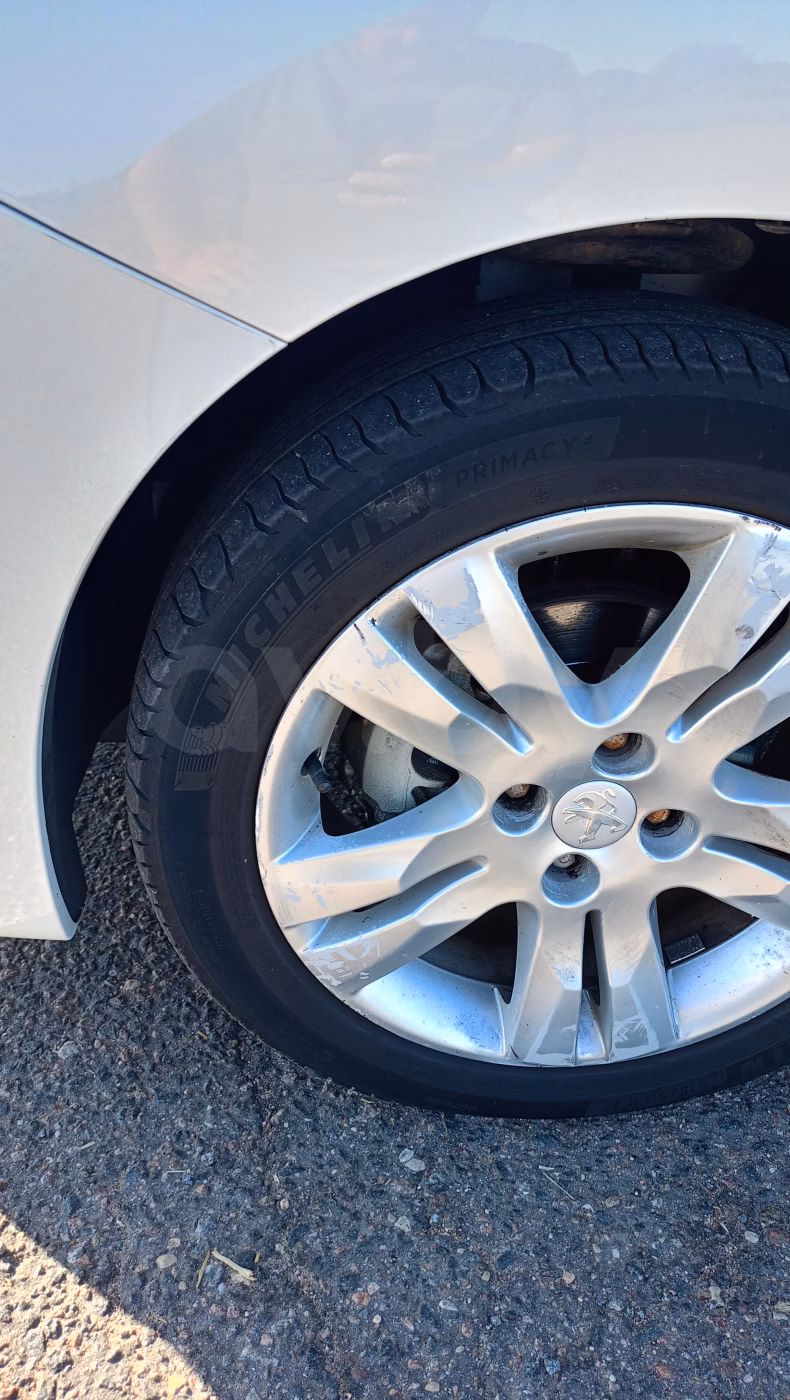 Peugeot 5008 фото 4