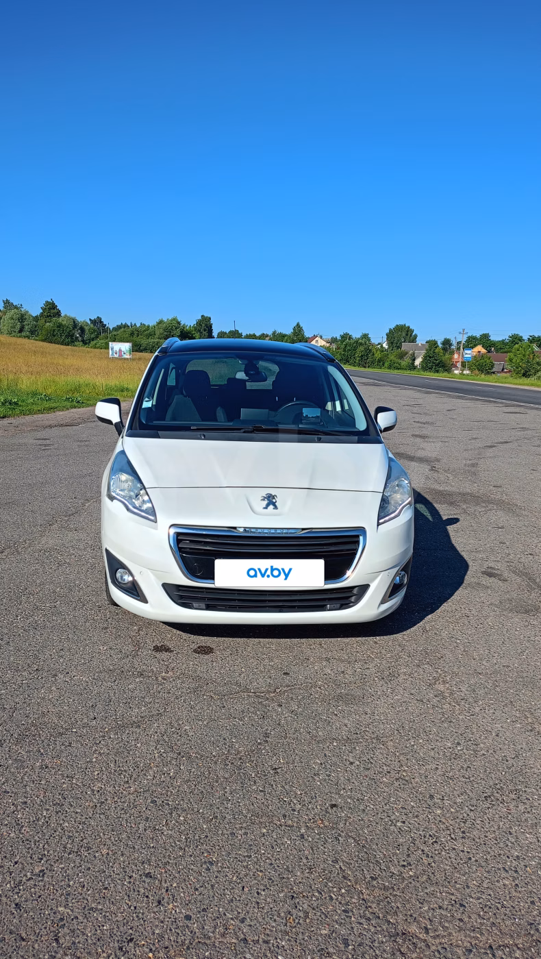 Peugeot 5008 фото 5