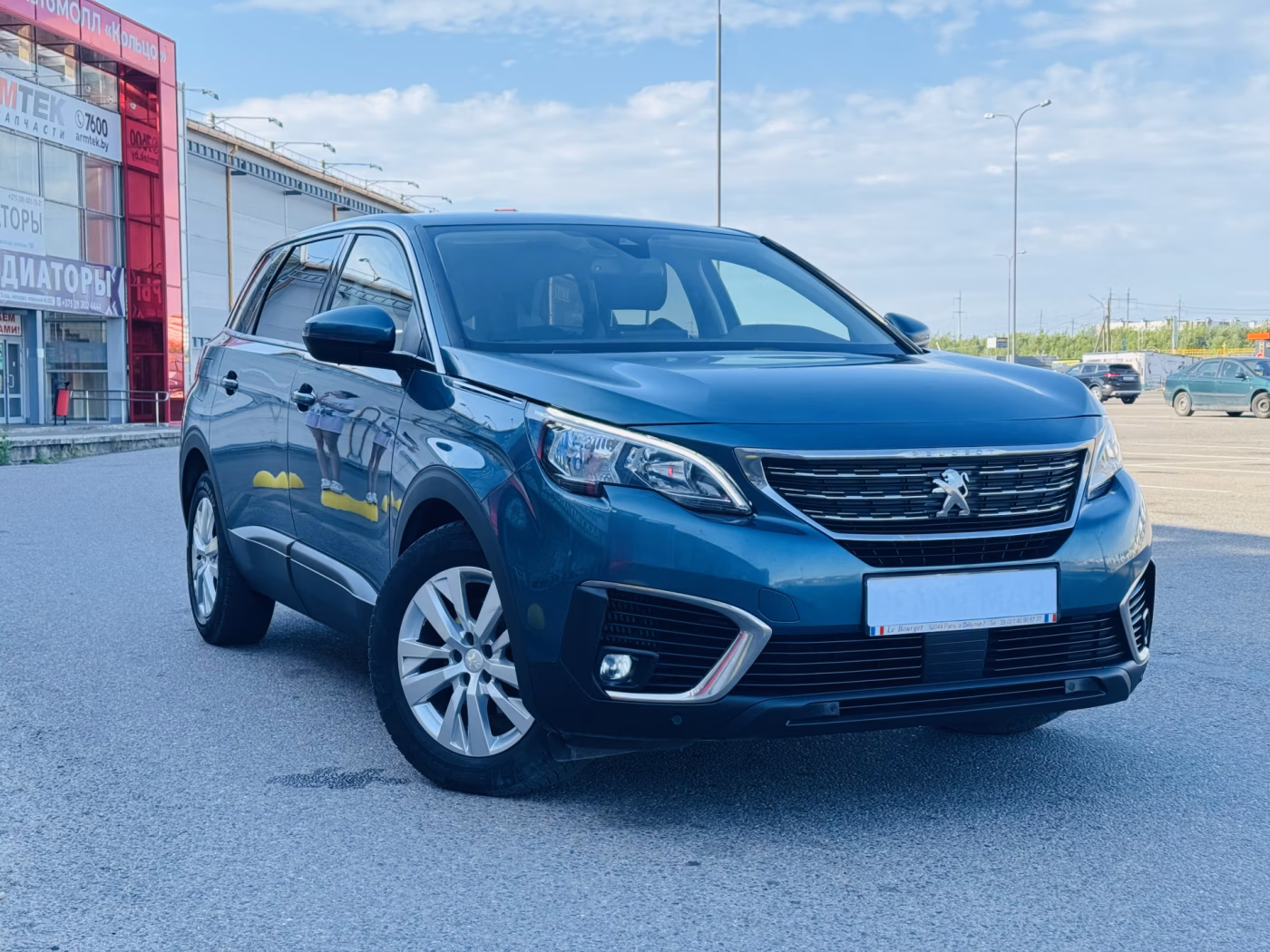 Peugeot 5008 фото 3