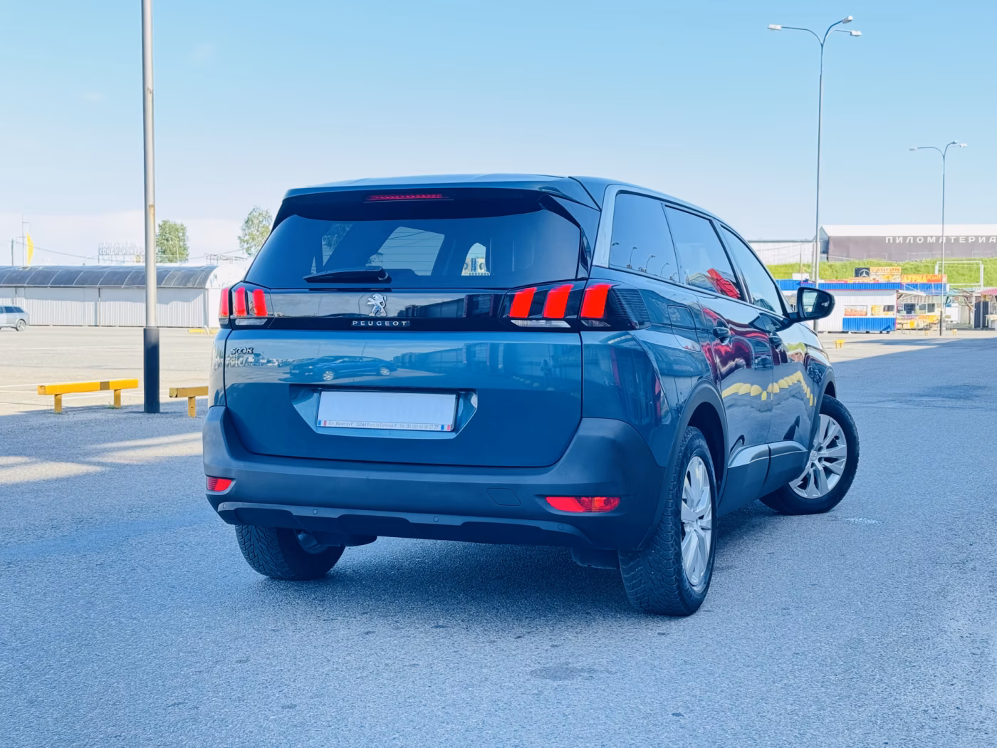 Peugeot 5008 фото 2
